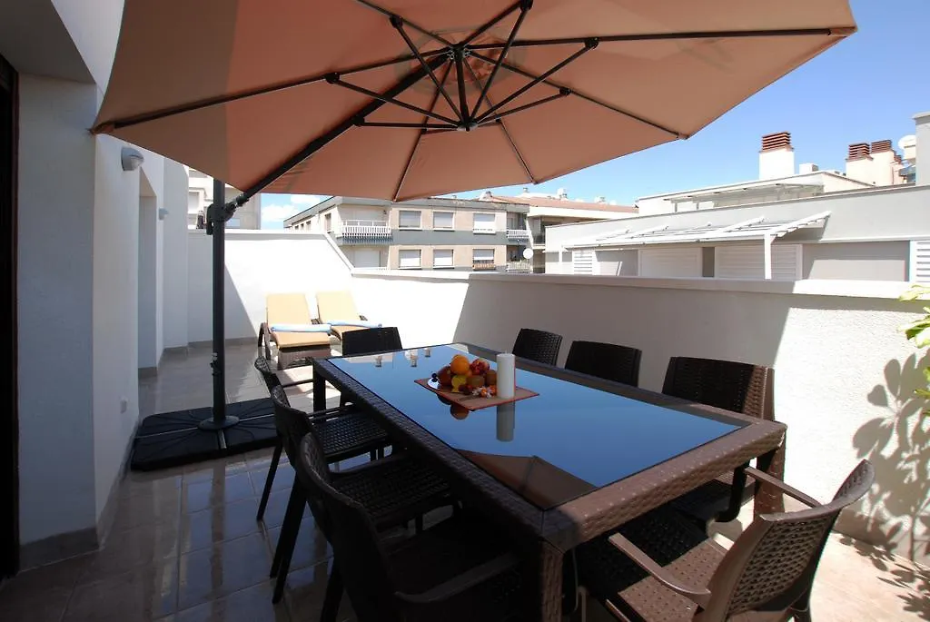 Apartments Gran Vp Камбрильс 0*,